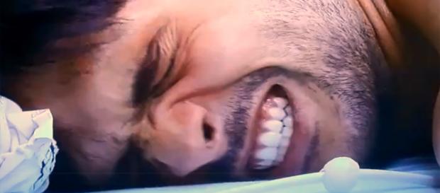 Lucas recebendo massagem de Jéssica no ''BBB18'' (Captura de vídeo) Lucas recebendo massagem de Jéssica no ''BBB18'' (Captura de vídeo)
