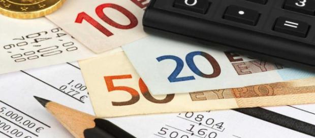 Menzogna dei 35 euro in più in bolletta: ecco cosa c'è però di vero Menzogna dei 35 euro in più in bolletta: ecco cosa c'è però di vero