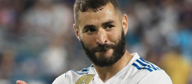 Mercato : Une offre incroyable de 80M€ pour Benzema ! Mercato : Une offre incroyable de 80M€ pour Benzema !