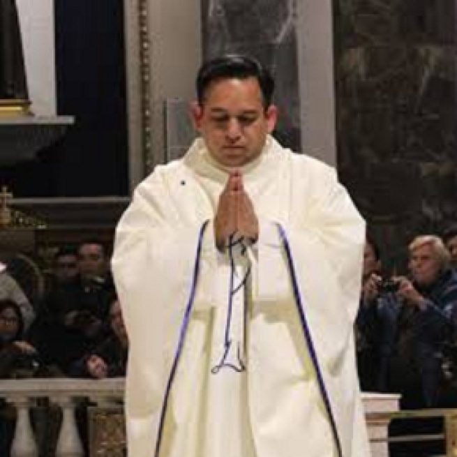 El Directivo de Futbol que ahora es Sacerdote