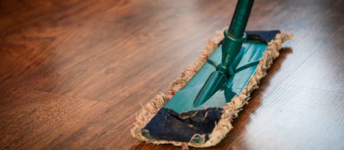 7 simple and easy hacks for your Spring Cleaning to be successful (free use photo via: Pexels.com)