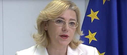 Corina Cretu, commissaria europea per la Politica regionale nella Commissione Juncker