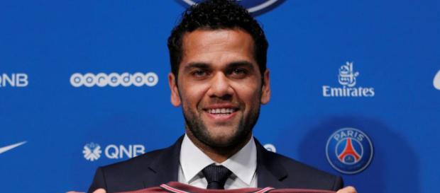 Dani Alves va-t-il quitter le Paris Saint-Germain ? Dani Alves va-t-il quitter le Paris Saint-Germain ?