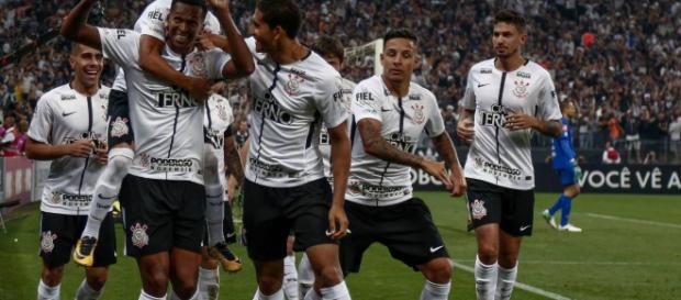 El Corinthians quiere armar un equipo de élite El Corinthians quiere armar un equipo de élite