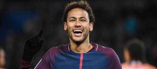 Foot PSG - PSG : Faire tomber Cristiano Ronaldo ? Neymar répond ... - foot01.com Foot PSG - PSG : Faire tomber Cristiano Ronaldo ? Neymar répond ... - foot01.com
