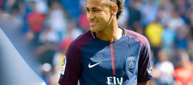Neymar, blessé contre l'OM, pourrait manquer le match retour contre le Real Neymar, blessé contre l'OM, pourrait manquer le match retour contre le Real