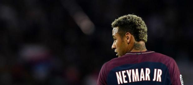 Neymar no quiere saber nada sobre su ex-técnico Neymar no quiere saber nada sobre su ex-técnico