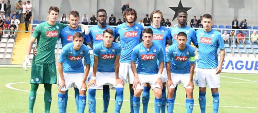 Il Napoli Primavera vince 3 a 2 a Vinovo contro la Juventus.