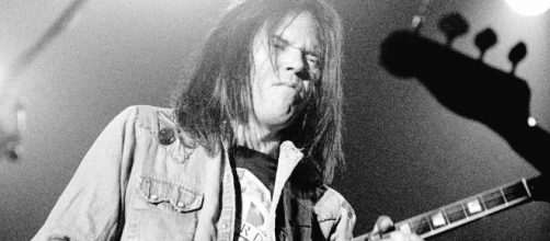 Neil Young's 'Hitchhiker' (Foto - rollingstone.com)