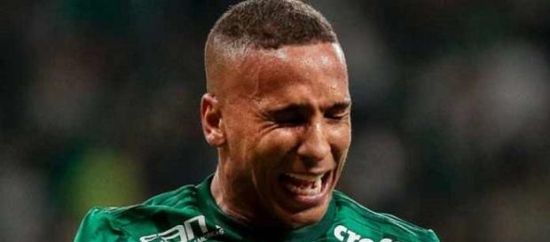 Deyverson, do Palmeiras, pode ser o camisa 9 do Fluminense Deyverson, do Palmeiras, pode ser o camisa 9 do Fluminense