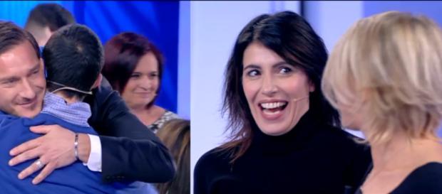 Francesco Totti e Giorgia: ospiti d'eccezione a C'è Posta Per Te Francesco Totti e Giorgia: ospiti d'eccezione a C'è Posta Per Te