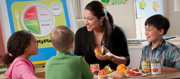 Oral language and literacy development - Image cfedit - PROU.S. Department of Agriculture | Flickr Oral language and literacy development - Image cfedit - PROU.S. Department of Agriculture | Flickr