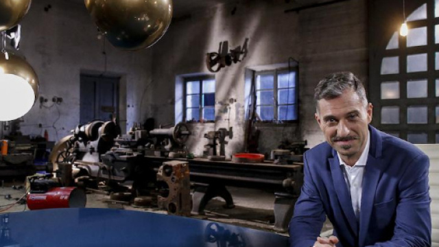 Boss in incognito 2018: Gabriele Corsi è il nuovo conduttore.