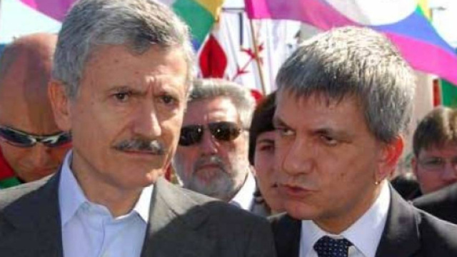In alto, i due noti esponenti di centro-sinistra, D'Alema e Vendola