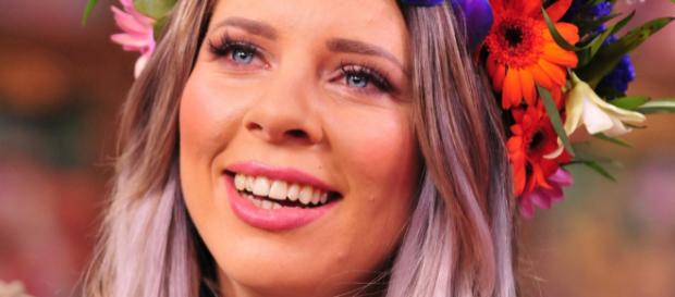 Der Moment ihrer Befreiung: Dschungelkönigin Jenny Frankhauser - Foto: MG RTL D / Stefan Menne Der Moment ihrer Befreiung: Dschungelkönigin Jenny Frankhauser - Foto: MG RTL D / Stefan Menne