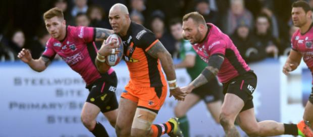 Jake Webster scampers through the Hull defence for his first try of the season on Saturday. Image Source newsoneplace.com Jake Webster scampers through the Hull defence for his first try of the season on Saturday. Image Source newsoneplace.com