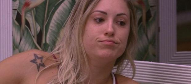 Jessica passou mal na cozinha do BBB18 (Foto internet) Jessica passou mal na cozinha do BBB18 (Foto internet)