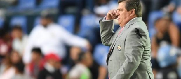 Miguel Herrera confesó que jugador de Chivas le gusta más. Miguel Herrera confesó que jugador de Chivas le gusta más.