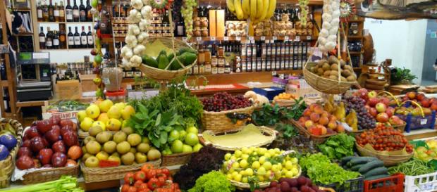 Por las calles de la Ciudad: Tianguis y mercados tradicionales . Por las calles de la Ciudad: Tianguis y mercados tradicionales .