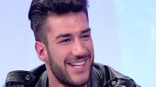 Chi è il reale oggetto del desiderio del corteggiatore Lorenzo Riccardi?