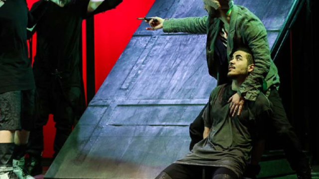 La paranza dei bambini | Roberto Saviano - Teatro Duse Bologna - teatrodusebologna.it