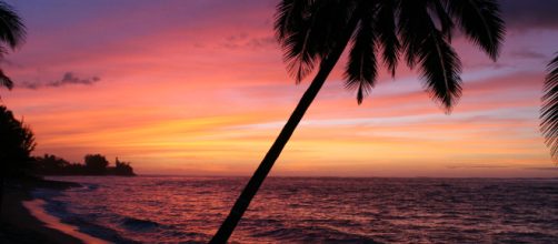 Strane luci invadono i cieli delle Hawaii