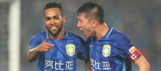 Clube chinês desiste de liberar Alex Teixeira para o Corinthians. (foto reprodução). Clube chinês desiste de liberar Alex Teixeira para o Corinthians. (foto reprodução).
