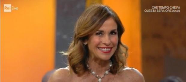Domenica In: un membro del cast lascia la trasmissione - davidemaggio.it Domenica In: un membro del cast lascia la trasmissione - davidemaggio.it