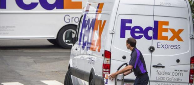 El gigante de la entrega de paquetes FedEx podría implementar tecnología Blockchain como parte de su estrategia de innovación de TI. El gigante de la entrega de paquetes FedEx podría implementar tecnología Blockchain como parte de su estrategia de innovación de TI.