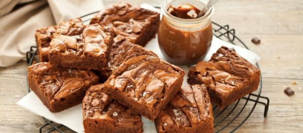 Fudge alla Nutella, solo tre ingredienti Fudge alla Nutella, solo tre ingredienti