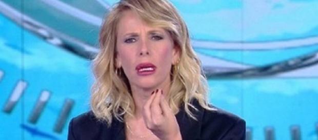 Isola dei Famosi chiude in anticipo: ecco la verità Isola dei Famosi chiude in anticipo: ecco la verità