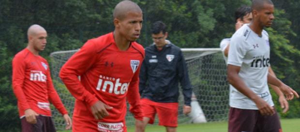 Jogador avisou que não irá renovar seu contrato Jogador avisou que não irá renovar seu contrato