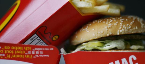McDonald's pretende usar materiales reciclables McDonald's pretende usar materiales reciclables