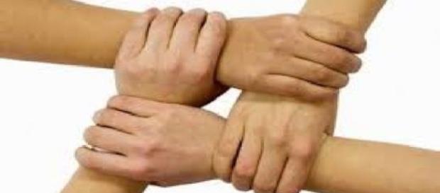 Un valor maravilloso: La cooperación y la ayuda mutua Un valor maravilloso: La cooperación y la ayuda mutua