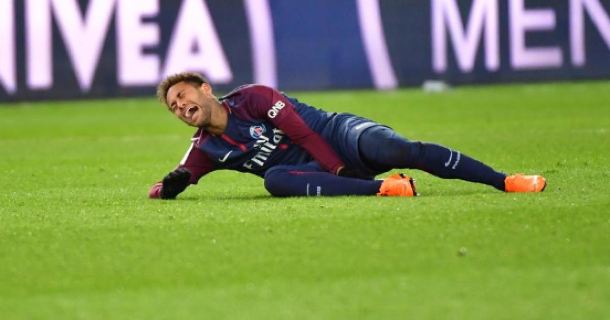 Psg La Blessure De Neymar Au Centre De Toutes Les Discussions