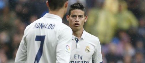 Real Madrid: James Rodriguez brushes off Cristiano Ronaldo's ... - marca.com