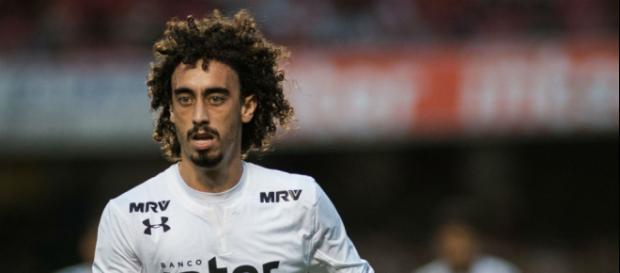 Valdívia foi o destaque do jogo Valdívia foi o destaque do jogo