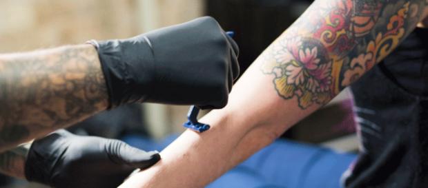 Lo que debes saber antes de tatuarte - Estilo de vida - culturacolectiva.com Lo que debes saber antes de tatuarte - Estilo de vida - culturacolectiva.com