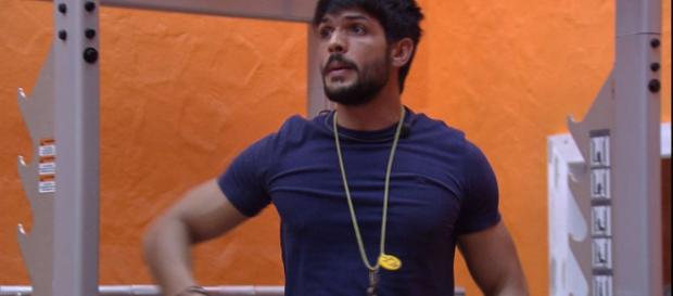 Lucas foi eliminado e pode estar solteiro Lucas foi eliminado e pode estar solteiro