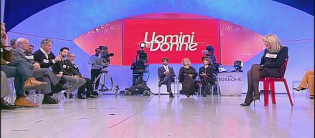 Nuovo scontro tra Giorgio Manetti e Gianni Sperti nel corso della puntata del 28 febbraio Nuovo scontro tra Giorgio Manetti e Gianni Sperti nel corso della puntata del 28 febbraio