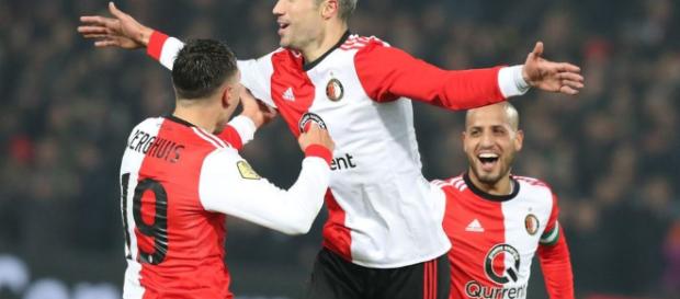 ROBIN VAN PERSIE mostró que está listo para la semifinal ROBIN VAN PERSIE mostró que está listo para la semifinal