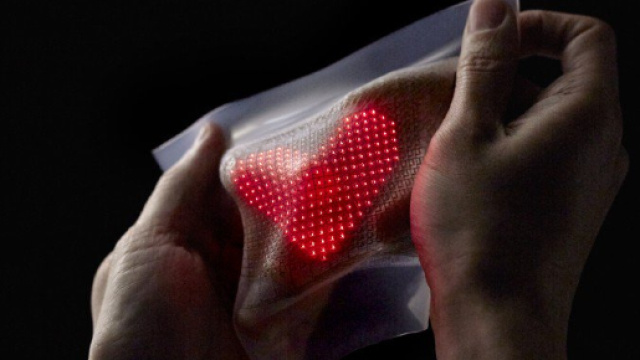 http://actualinfo.website/2018/02/20/scientists-have-created-elastic-display-which-can-be-glued-on-the-body/