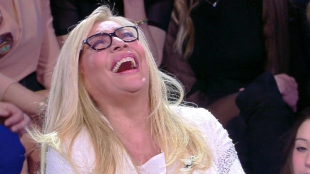 Isola dei Famosi: Mara Venier durante la sesta puntata del reality