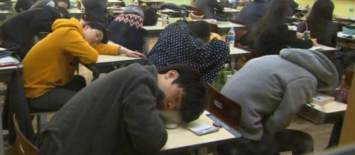 Students in South Korea sleep during class - ABC News (Australian ... - net.au