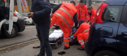 Raid razzista a Macerata, 6 immigrati feriti