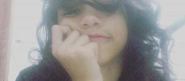 Menina de 12 anos morre eletrocutada pelo celular Menina de 12 anos morre eletrocutada pelo celular