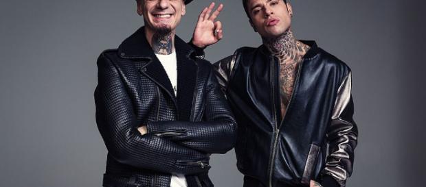 Piccole cose: testo e significato del brano di J-Ax & Fedez con ... - lifestyleblog.it Piccole cose: testo e significato del brano di J-Ax & Fedez con ... - lifestyleblog.it