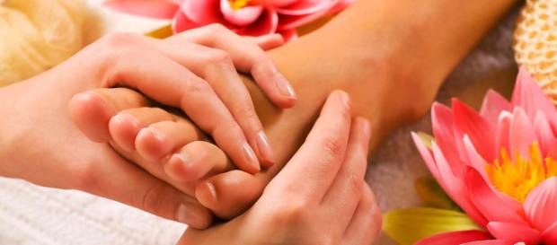 Podologia é a profissão exercida pelo podólogo ou podologista Podologia é a profissão exercida pelo podólogo ou podologista