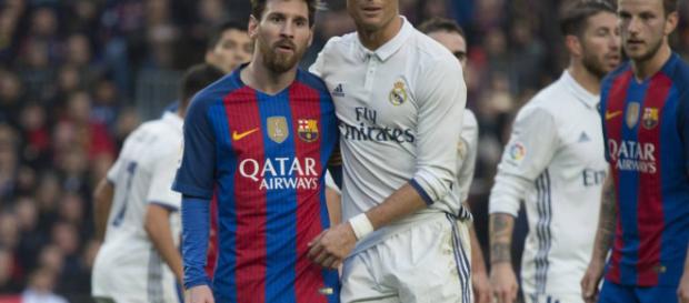 Real Madrid y Barcelona en plena guerra Real Madrid y Barcelona en plena guerra