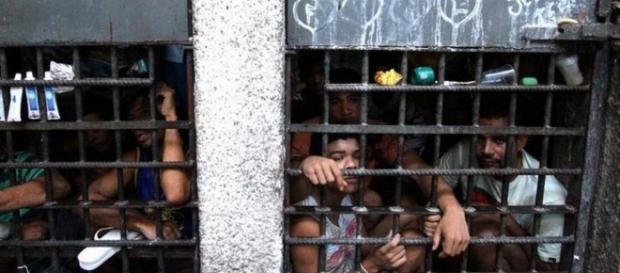Detento morre após passar mal no Presídio Jacy de Assis, em Uberlândia Detento morre após passar mal no Presídio Jacy de Assis, em Uberlândia